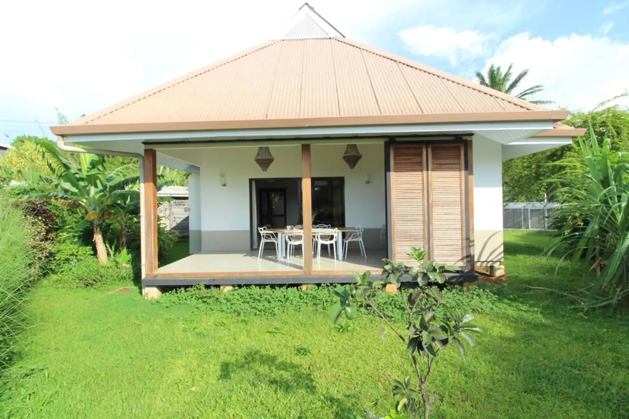 Hébergement de vacances Bungalow Atypical Fare Ape Fa'a'ā Polynésie française
